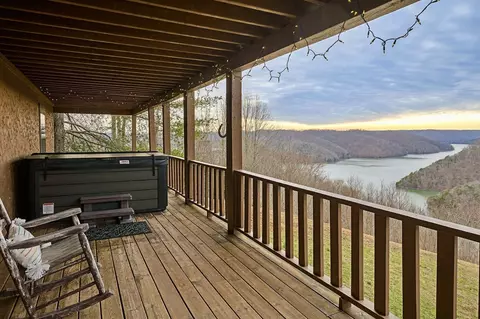 Exterior - 207 Dillon Rd, Baxter, TN 38544 photo 4 of 8