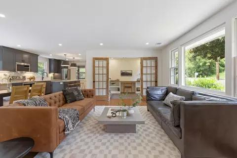 807 Winthorne Ct, Nashville, TN 37217