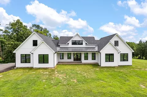 1100 Eastport Dock Rd, Monroe, TN 38573