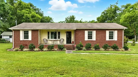 667 W Jefferson Pike, Murfreesboro, TN 37129