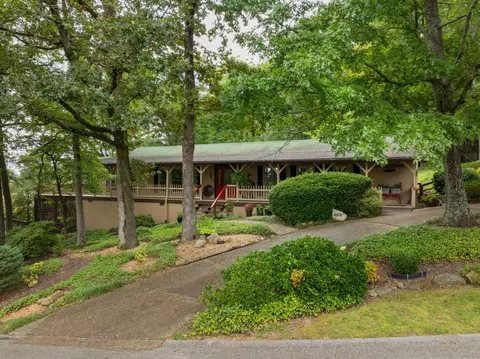 4910 Bal Harbor Cir, Chattanooga, TN 37416