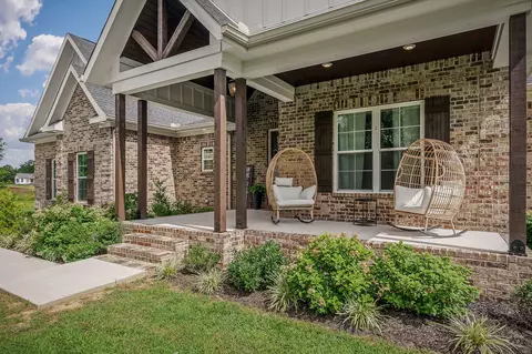 92 Hickory Grove Dr, Morrison, TN 37357 photo 3