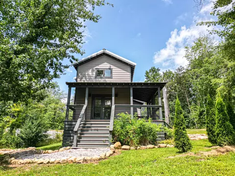 9 Hemlock Cv, Tracy City, TN 37387