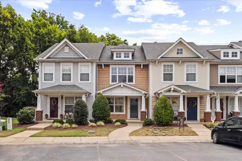 3085 Harpeth Springs Dr, Nashville, TN 37221