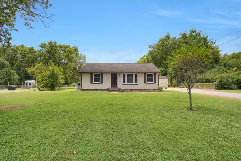 3909 Tucker Rd, Nashville, TN 37218