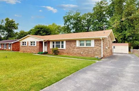 914 Kay St, Murfreesboro, TN 37130