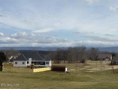 1166 Houston Springs Rd, Greenback, TN 37742