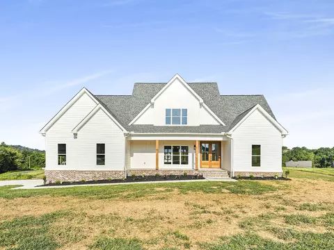 25 Crenshaw Rd, Hartsville, TN 37074