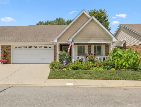 610 Village Green Cir, Murfreesboro, TN 37128