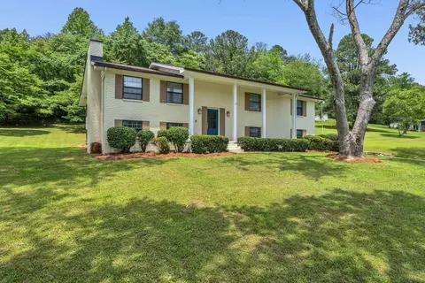 819 Lower Mill Rd #1, Hixson, TN 37343