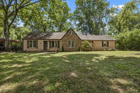 5905 Old Harding Pike, Nashville, TN 37205