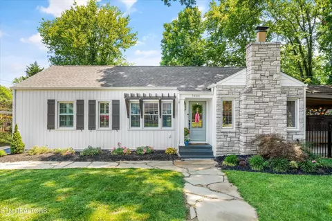 5008 NE Hedgewood Rd, Knoxville, TN 37918