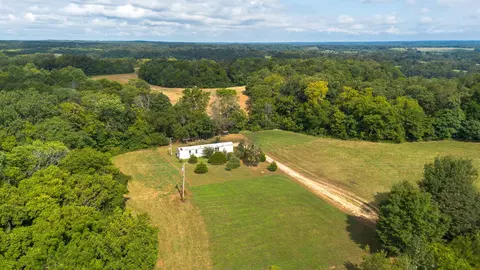 2332 Mobley Ridge Rd, Duck River, TN 38454