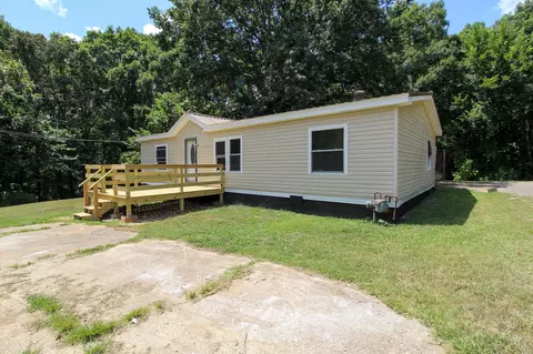 13465 Natchez Trace Rd, Lexington, TN 38351