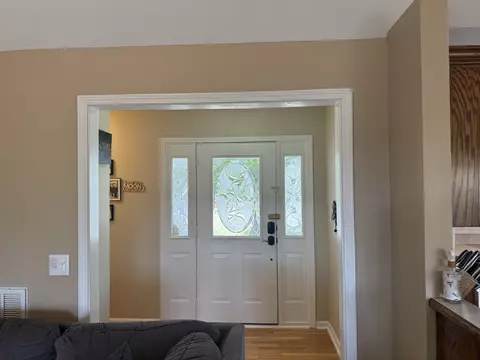 127 Silver Leaf Cir, Dickson, TN 37055 photo 6