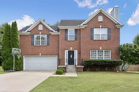 2689 Paradise Dr, Spring Hill, TN 37174