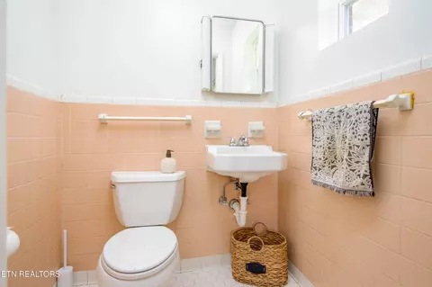 7908 Collier Rd, Powell, TN 37849 photo 13