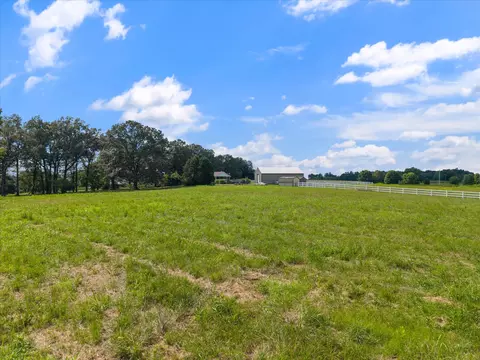 2 Dot Rd, Springfield, TN 37172 photo 10
