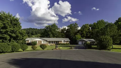 532 Nob Hill Dr, Sparta, TN 38583