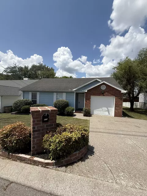 809 Neelys Chase Dr, Madison, TN 37115