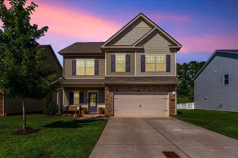 564 Sunflower Dr, Smyrna, TN 37167