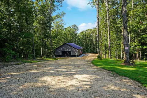 610 Walnut Grove Rd, Dover, TN 37058
