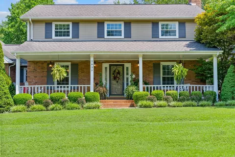2839 Scenic Dr, Clarksville, TN 37043