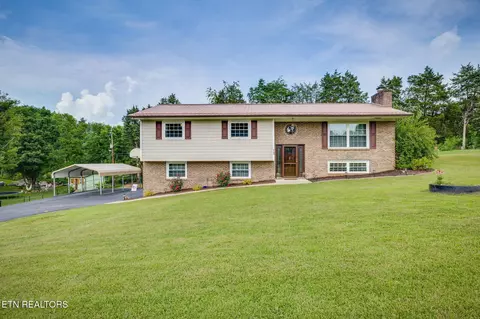 5122 Moody Dr, Kingsport, TN 37664