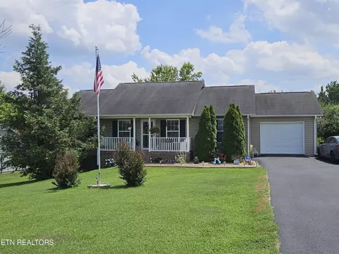 4539 Ewing Dr, Baxter, TN 38544
