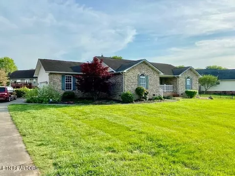 3422 Davis Ford Rd, Maryville, TN 37804