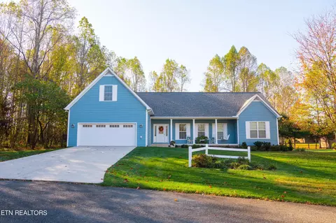 915 Curtiswood Ct, Cookeville, TN 38506
