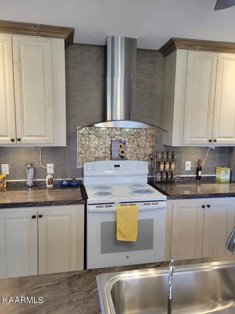 1202 E Cole Rd, Quebeck, TN 38579 photo 41