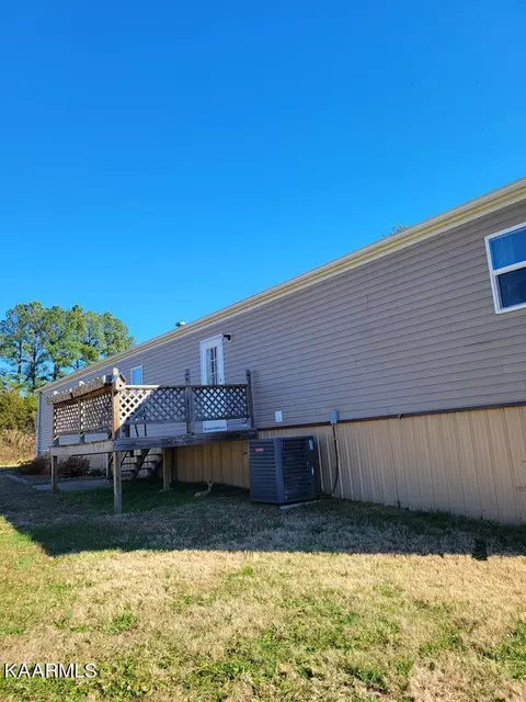 1202 E Cole Rd, Quebeck, TN 38579 photo 38