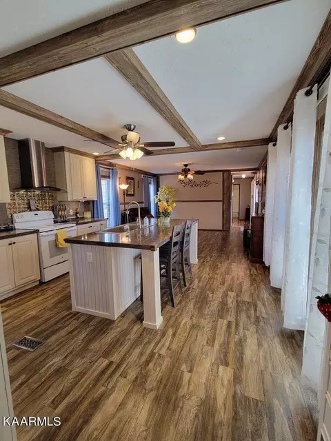 1202 E Cole Rd, Quebeck, TN 38579 photo 4