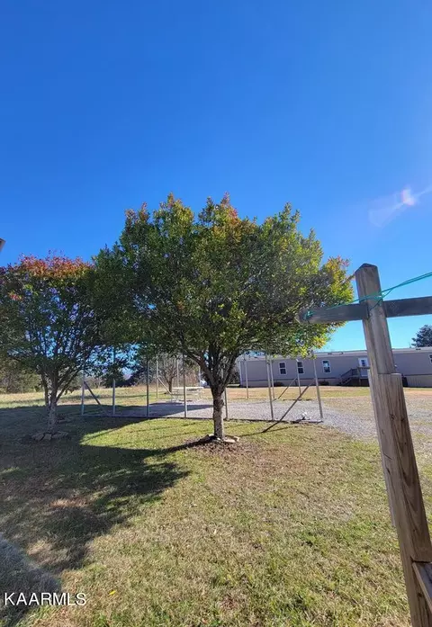 1202 E Cole Rd, Quebeck, TN 38579 photo 18