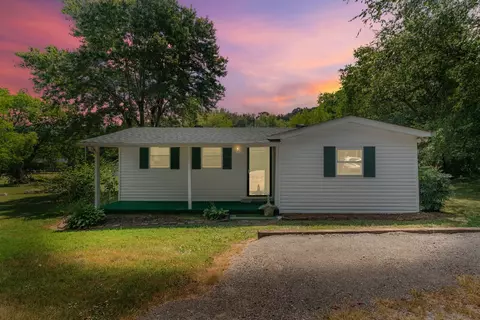 11 Beasley Bend Rd, Riddleton, TN 37151