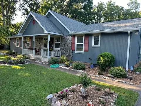 4040 Elizabeth Dr, Hermitage, TN 37076