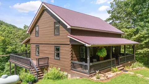 156 Cherokee Dr, Mooresburg, TN 37811