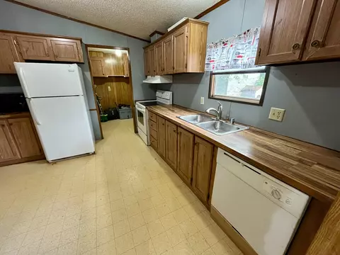 Kitchen - 1197 Compton Rd, Murfreesboro, TN 37130 photo 1 of 1