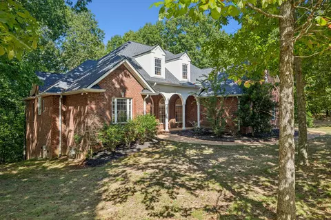 324 Pebblebrook Dr, Ashland City, TN 37015