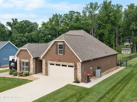 216 Butterfly Way, Maryville, TN 37801