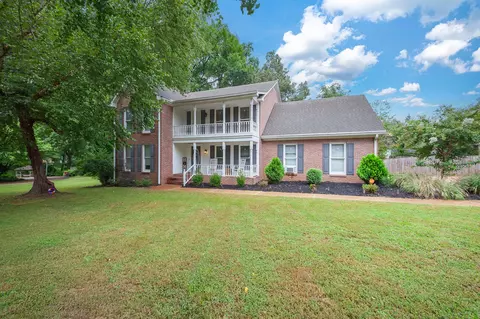 76 Colonial Cv, Jackson, TN 38305 photo 1