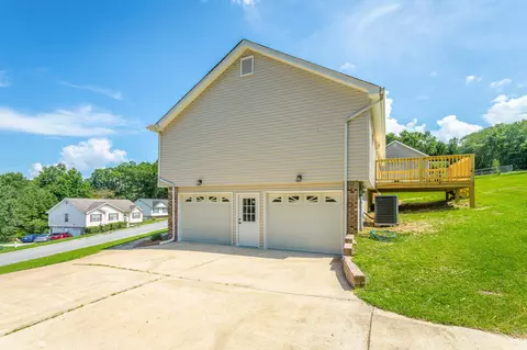 253 Dylan Dr, Ringgold, GA 30736 photo 3