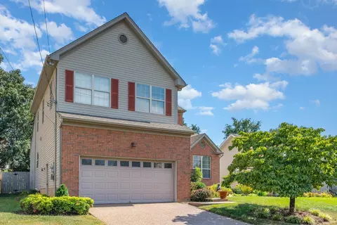 1216 Quaise Moor E, Antioch, TN 37013