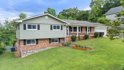952 Brynwood Dr, Chattanooga, TN 37415