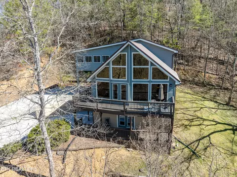 2201 Applewood Rd, Sevierville, TN 37862