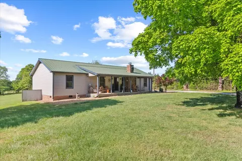1802 Groveland Ridge Rd, Columbia, TN 38401