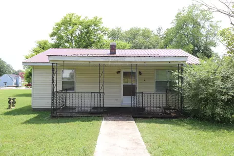 501 Cedar St, Lafayette, TN 37083
