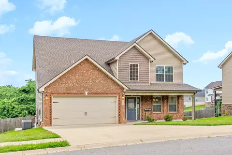 326 Wingfield Dr, Clarksville, TN 37043