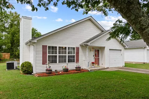 534 Cedar Park Cir, La Vergne, TN 37086